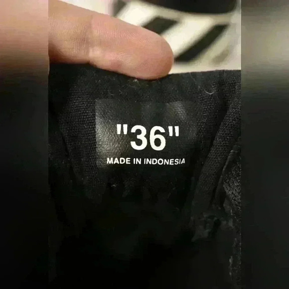 OFF-WHITE Black White Leather Virgil Abloh Vulcanized Low Sneakers  36EU 6US - Picture 9 of 9